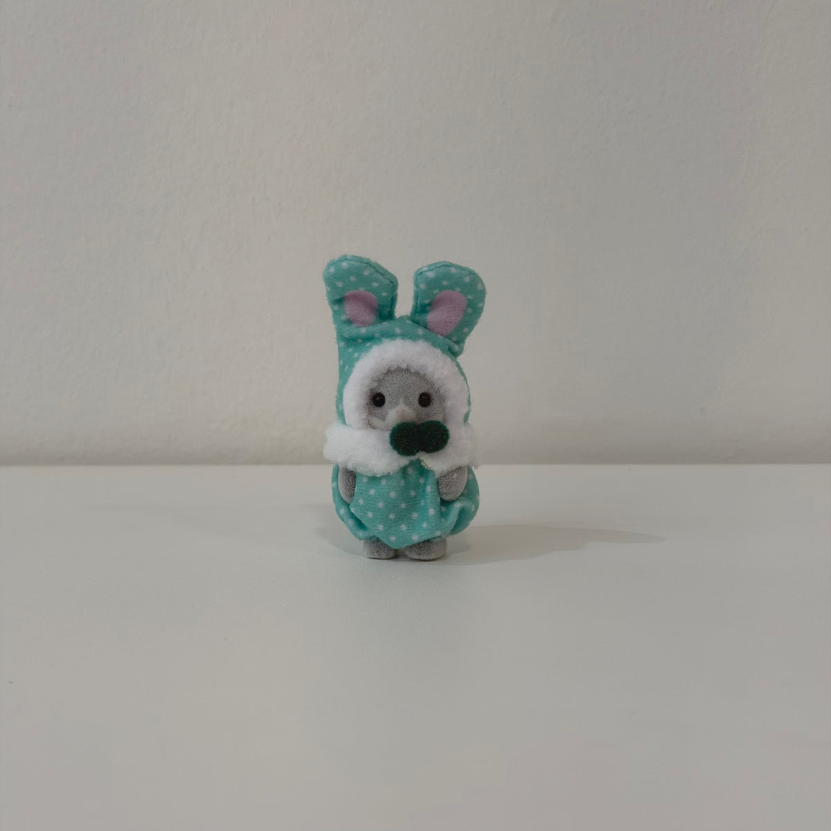 Sylvanian Families sorpresa abierta conejito menta