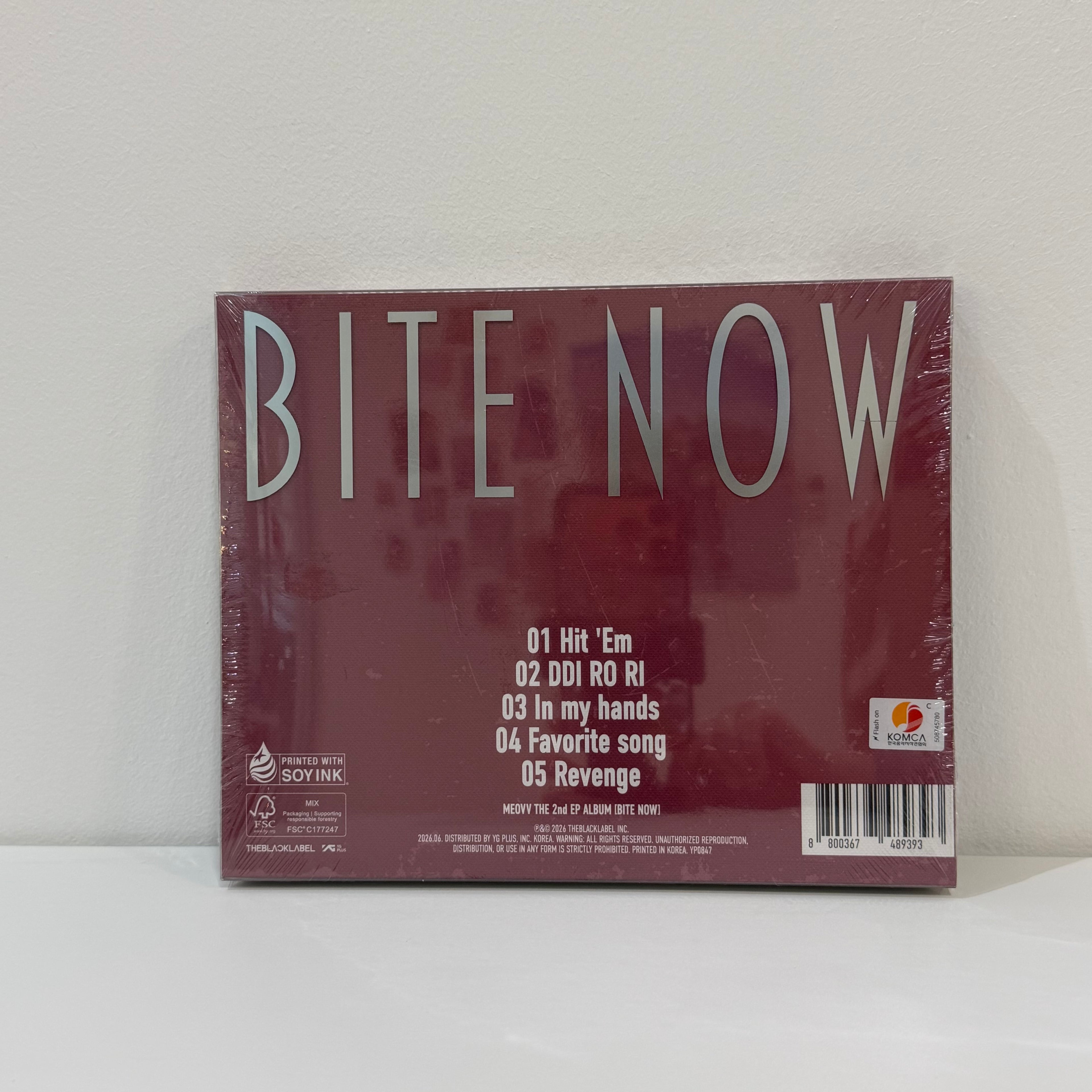 Álbum MEOVV Bite now ver. BEAST
