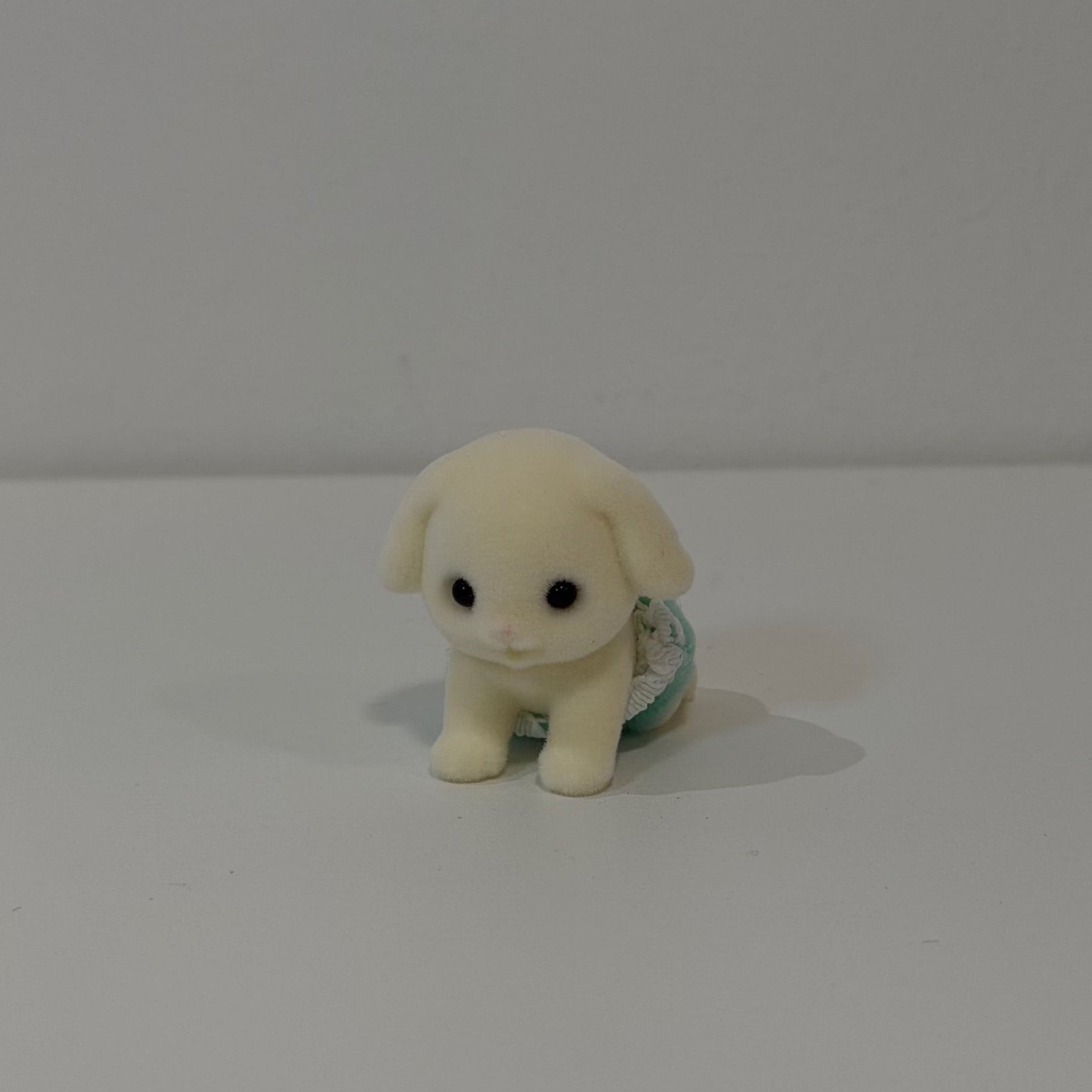Sylvanian Families Bebé flora gateando