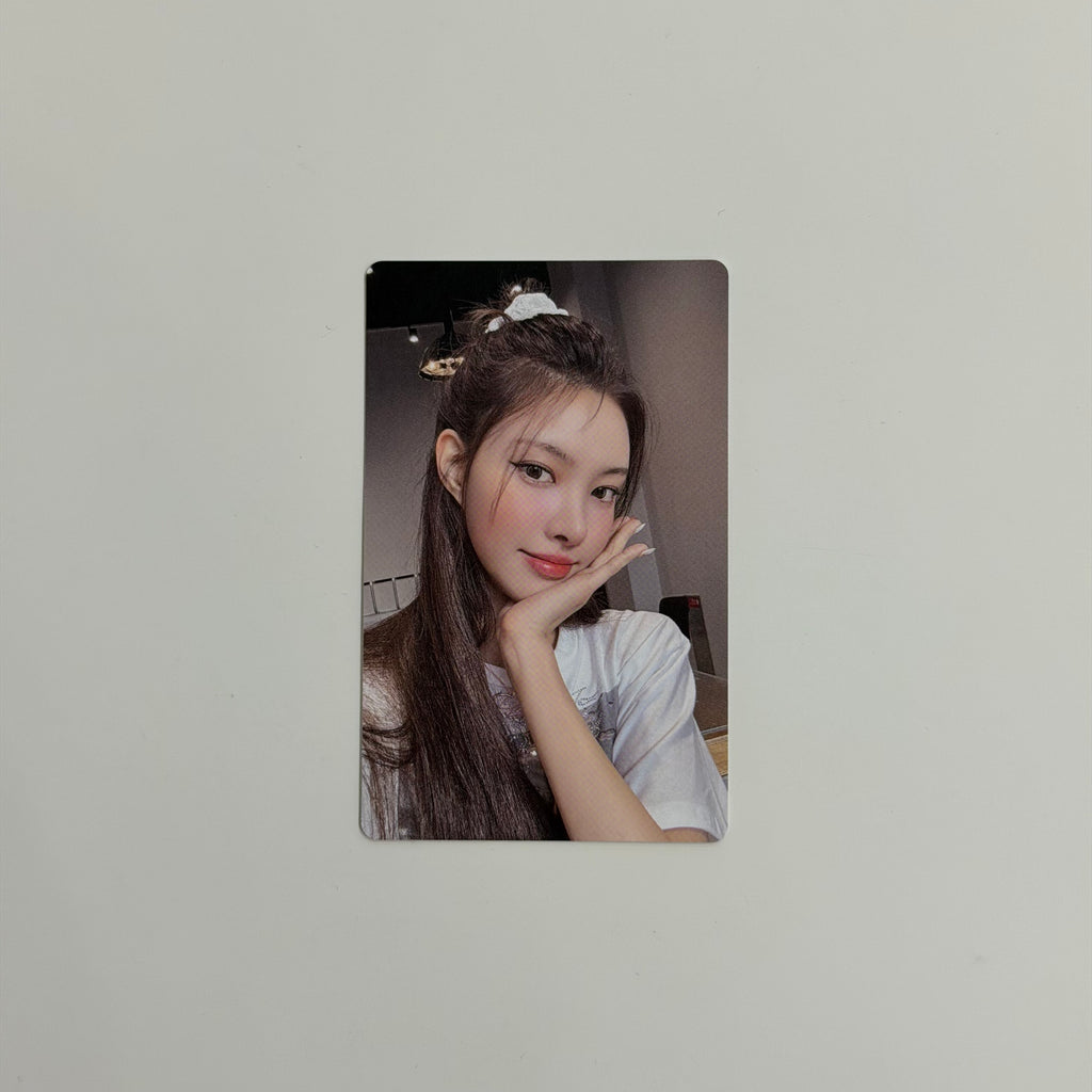 Photocard illit Yunah