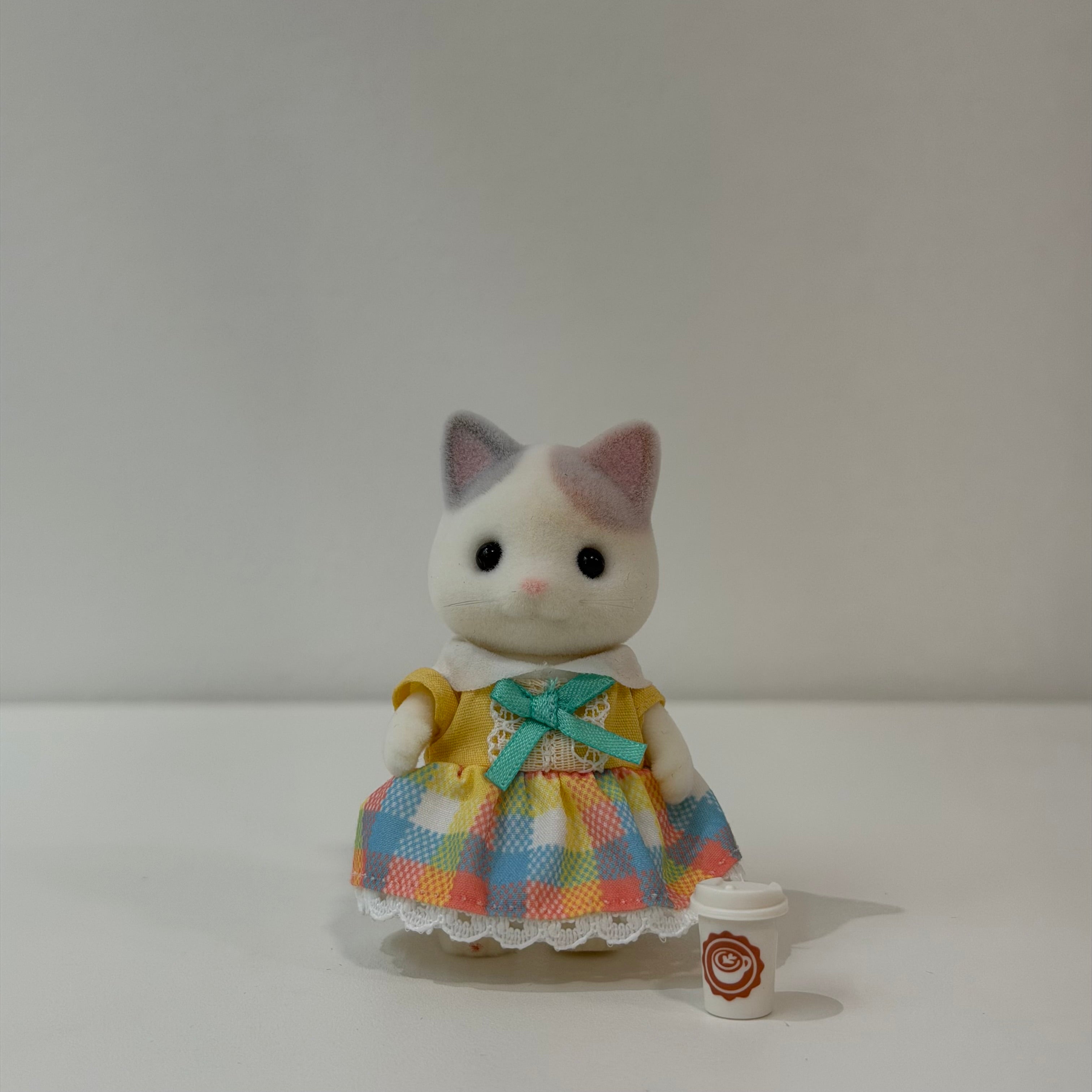 Sylvanian Families individual Hija gato latte