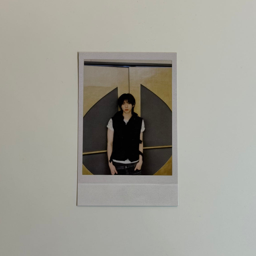 Polaroid Cortis Juhoon season greetings