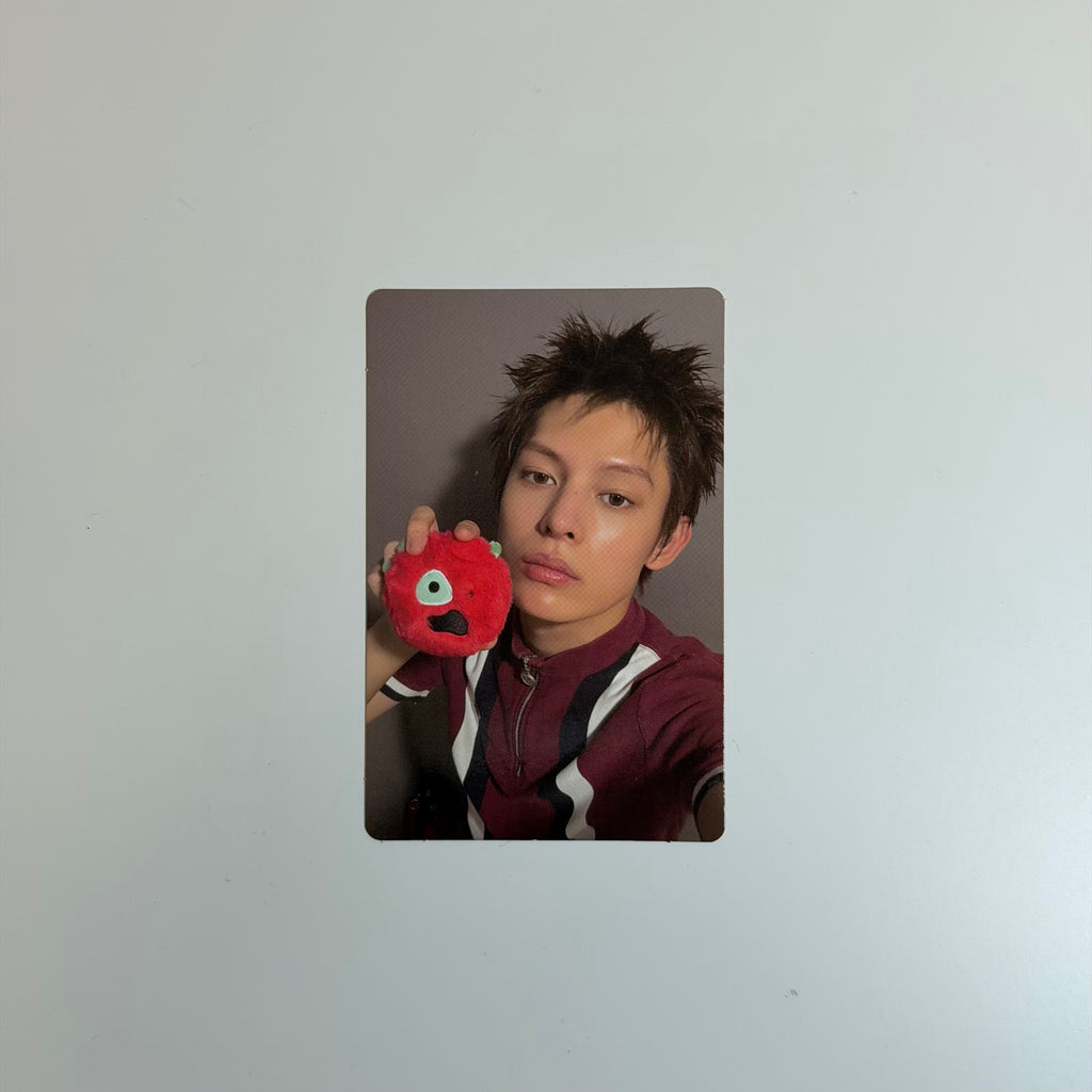 Photocard Cortis James