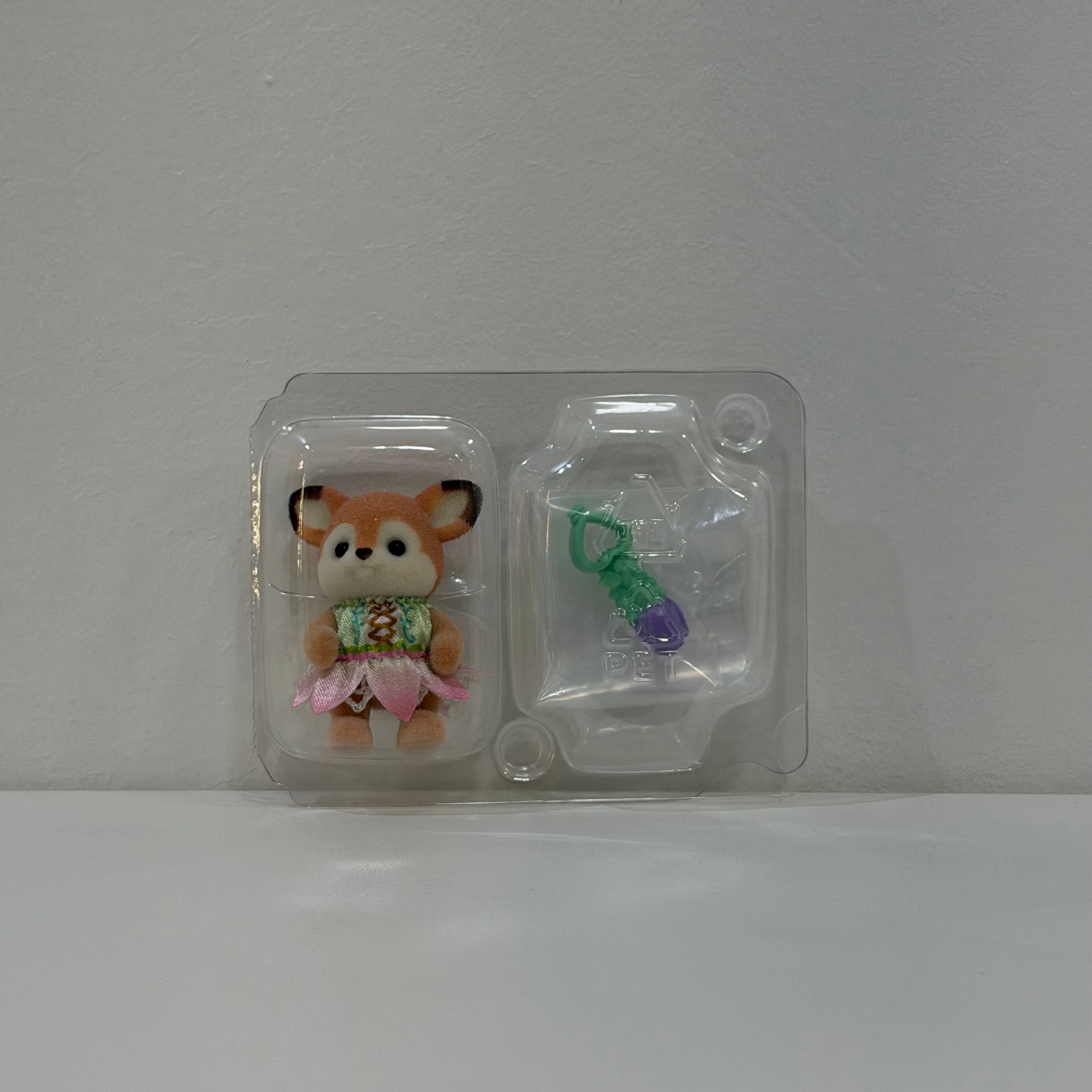 Sylvanian Families Kinder ciervo sorpresa blooming