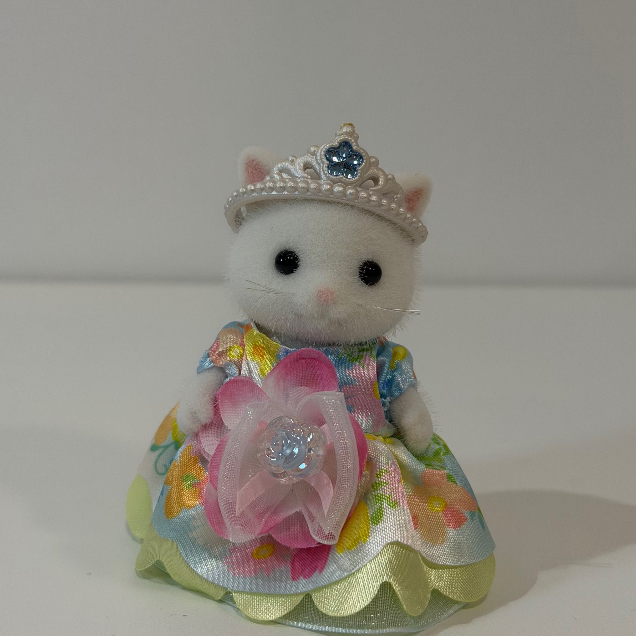 Sylvanian Families Gata persa princesa de las flores