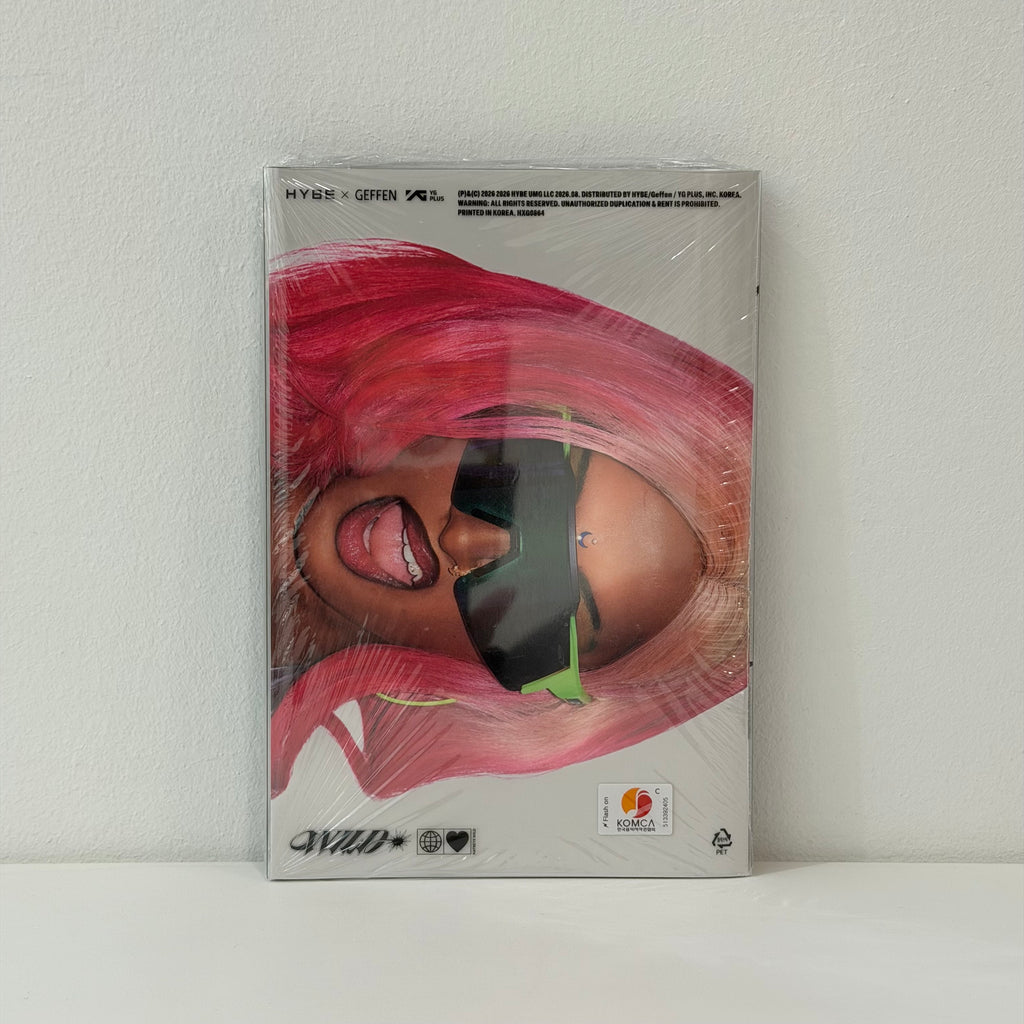 Álbum Katseye WILD member versión LARA