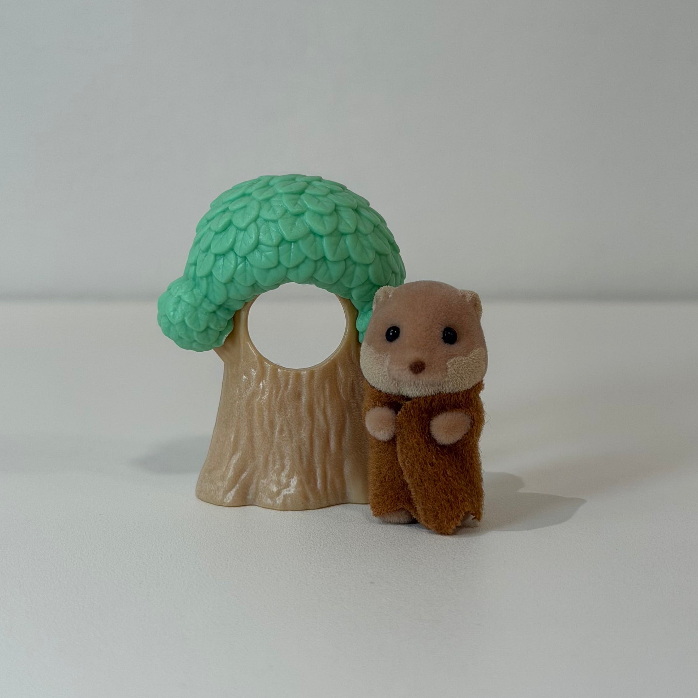 Sylvanian Families Bebé Nutria Sorpresa blooming baby friends