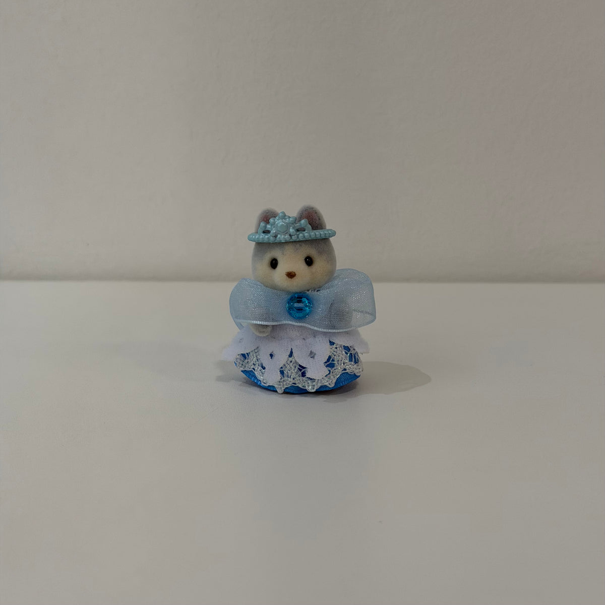 Sylvanian Families por unidad princesa husky kinder